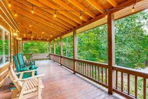 5 Mi to Blue Ridge Lake Cabin with Fire Pit!